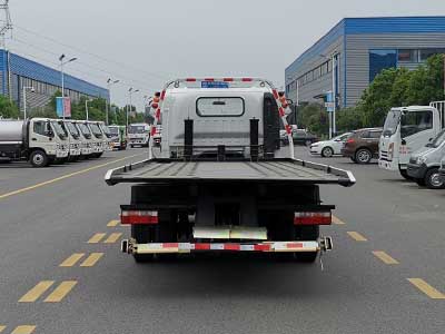 程力牌CL5080TQZ6YJ型清障車